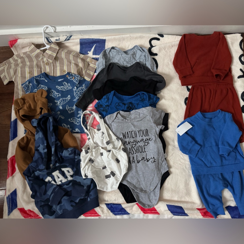 Baby clothesSecond-hand clothes for Baby various sizes